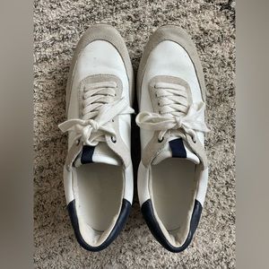 Banana Republic sneakers. White/grey/navy